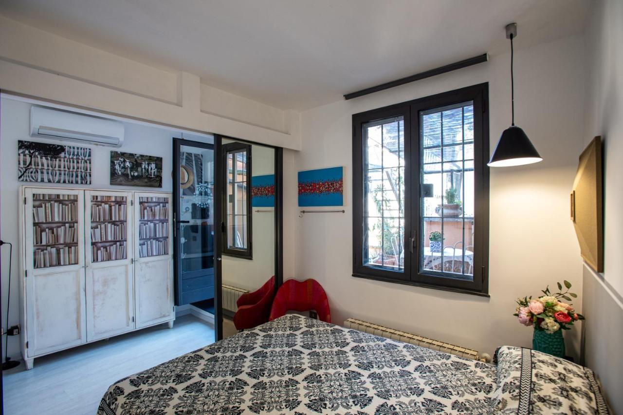 Banchi Nove, Penthouse Full Of Light And Silence Apartment