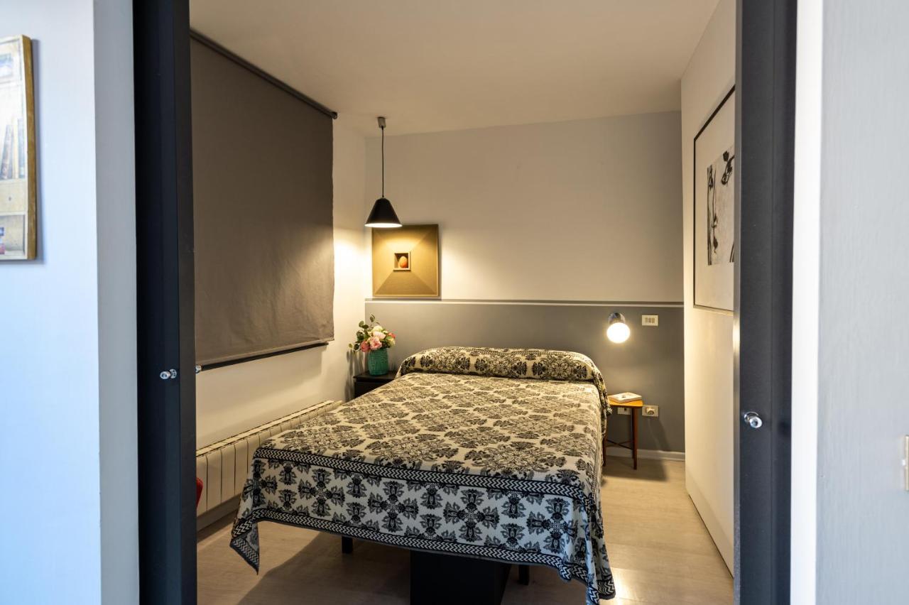 Banchi Nove, Penthouse Full Of Light And Silence